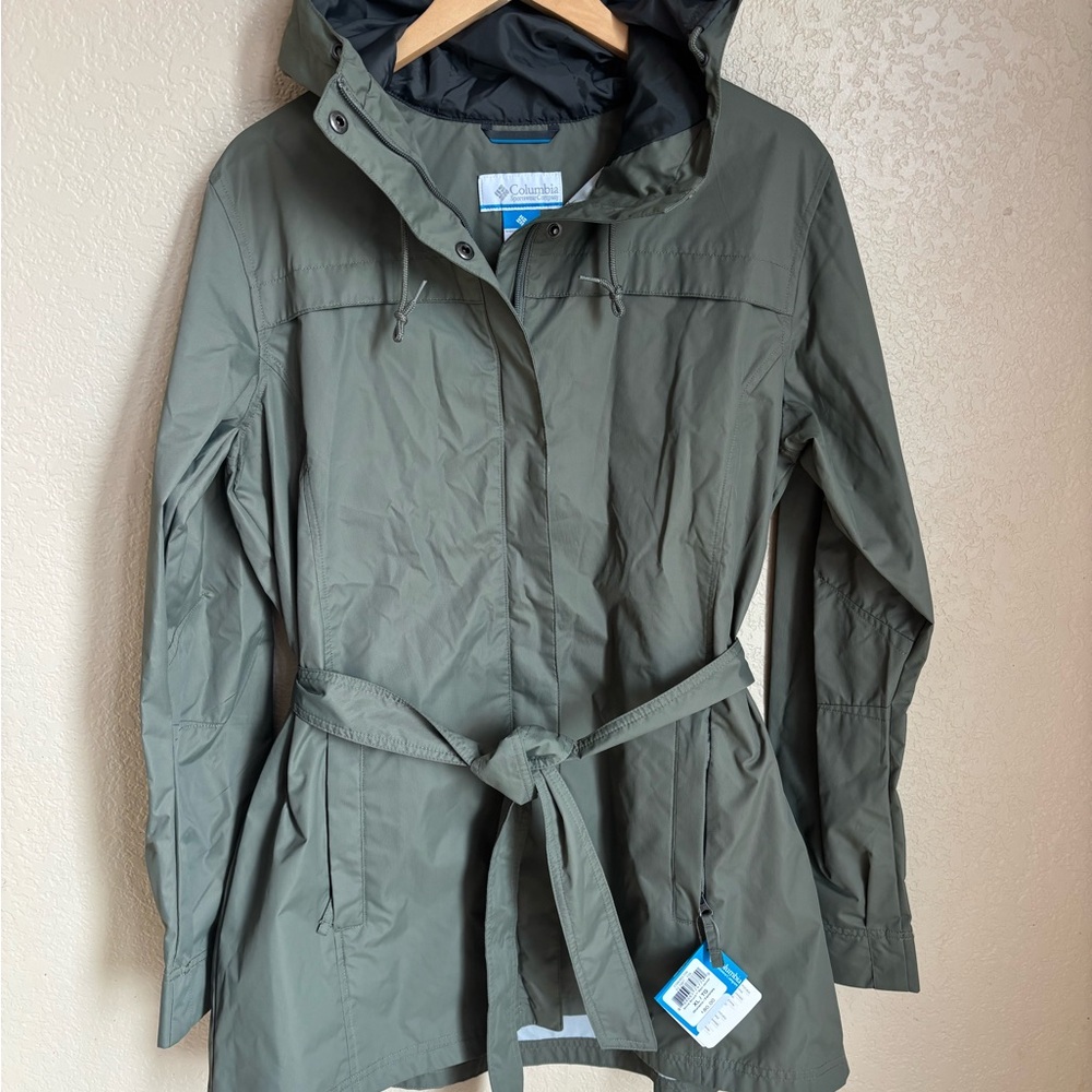 Columbia Women's Utility Jacket in Olive